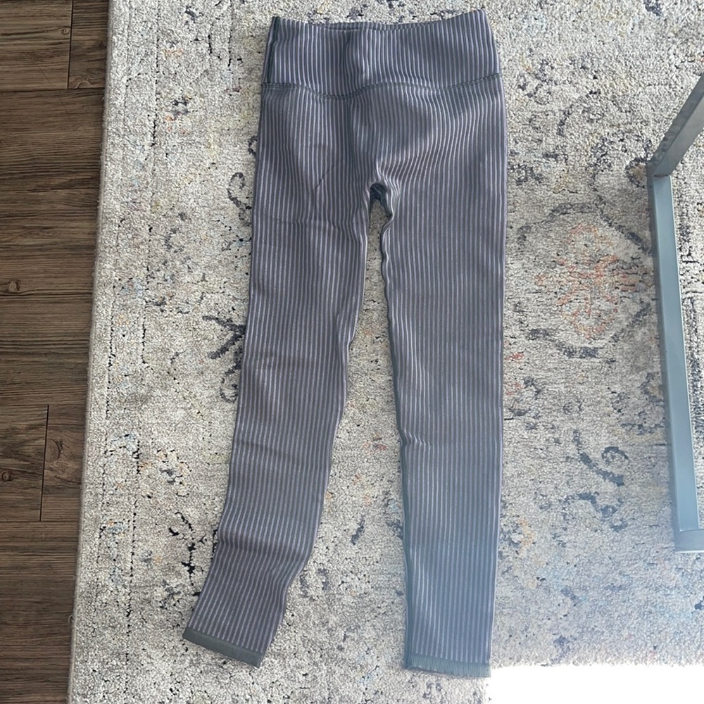 purple and grey fabletics leggings